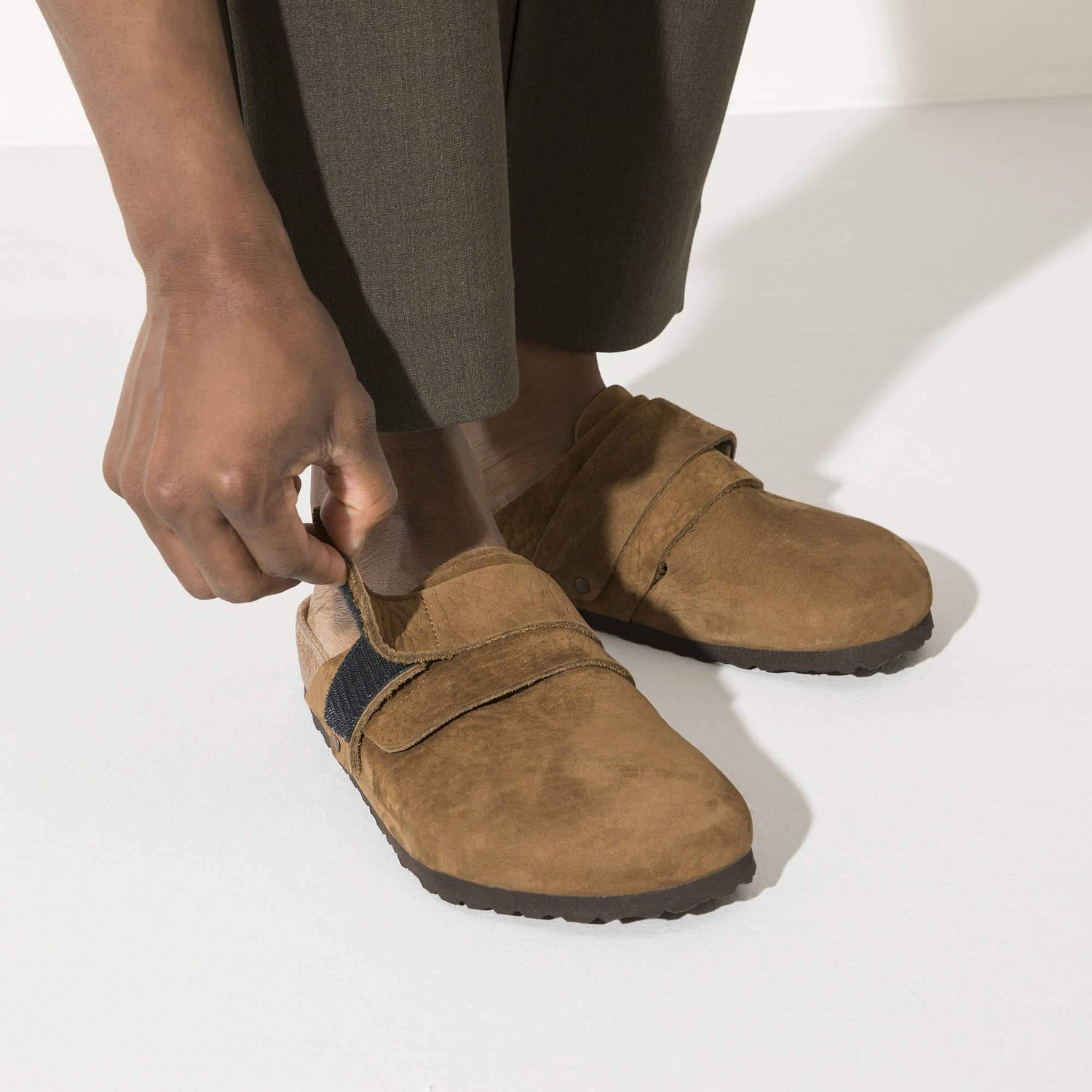 Classic Brown Leather Clogs - Birkenstock Nagoya